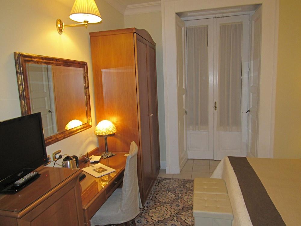 Hotel Akropolis - Museum Hotel Taranto Ngoại thất bức ảnh