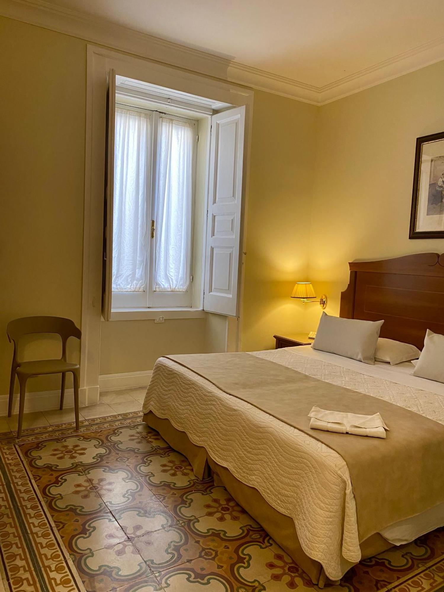 Hotel Akropolis - Museum Hotel Taranto Ngoại thất bức ảnh