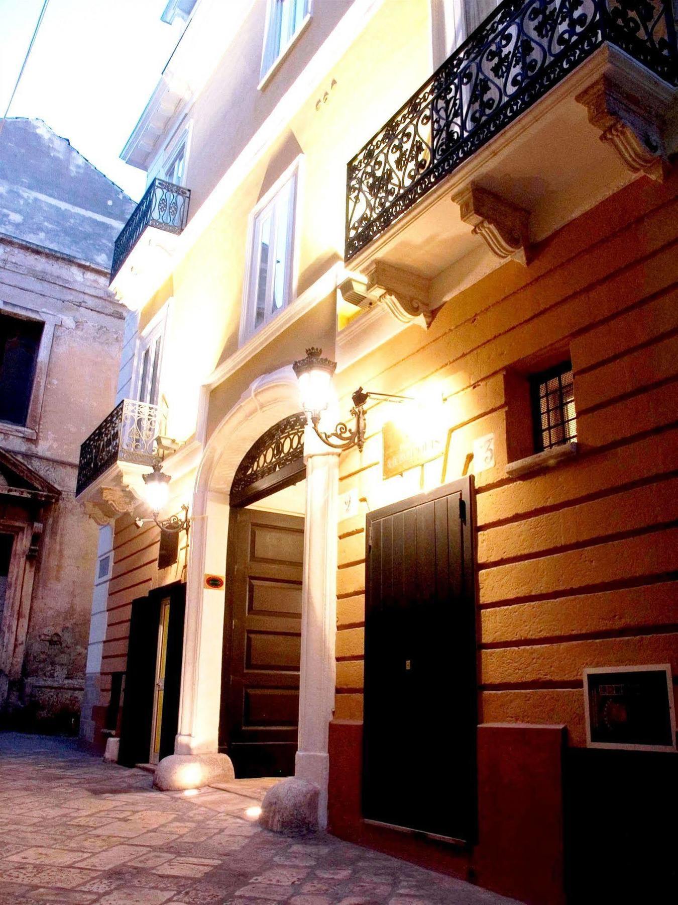 Hotel Akropolis - Museum Hotel Taranto Ngoại thất bức ảnh