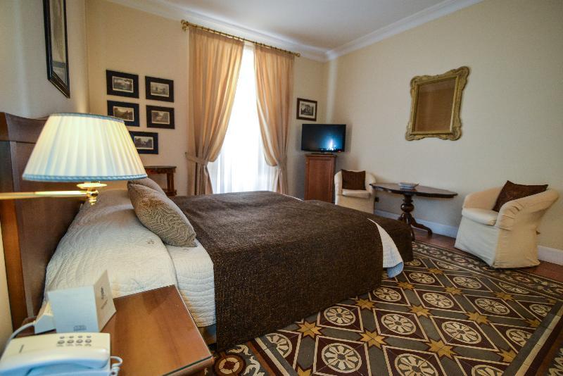 Hotel Akropolis - Museum Hotel Taranto Ngoại thất bức ảnh